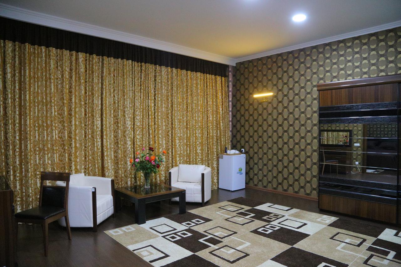 Sipehr Hotel Chkalovsk Екстер'єр фото